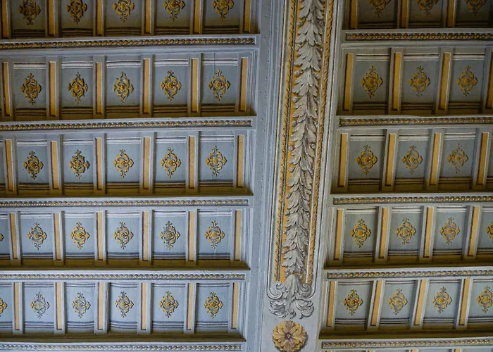 Гостевой дом Palazzo Massimo Boutique Piazza Venezia 4*
