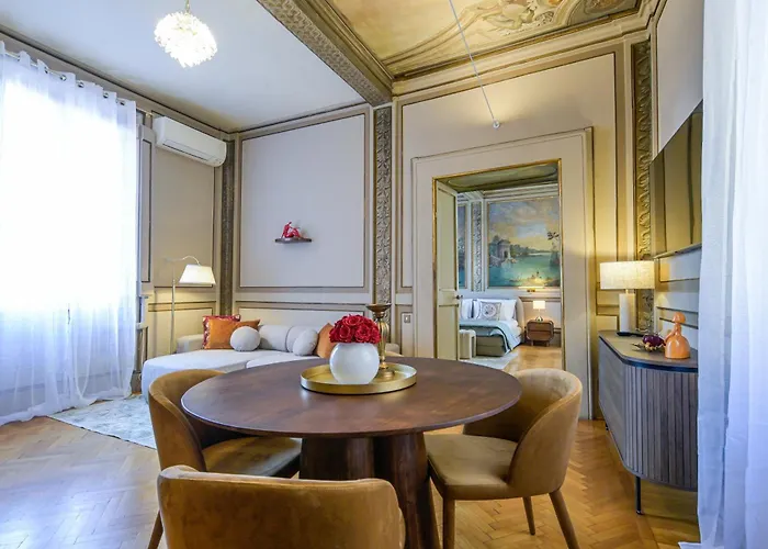 Palazzo Massimo Boutique Piazza Venezia Pensión 4*