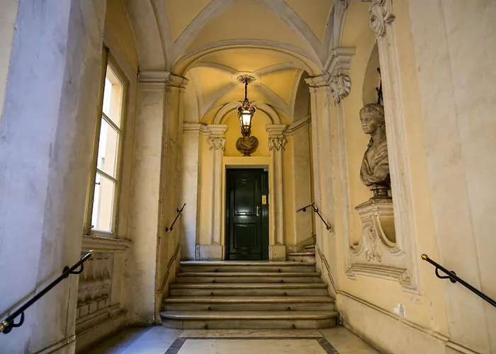 Palazzo Massimo Boutique Piazza Venezia Гостевой дом Рим