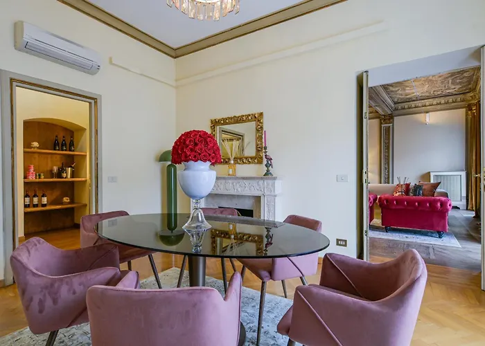 Гостевой дом Palazzo Massimo Boutique Piazza Venezia 4*